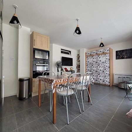 Appartement Salbris- Parking Gratuit Bagian luar foto