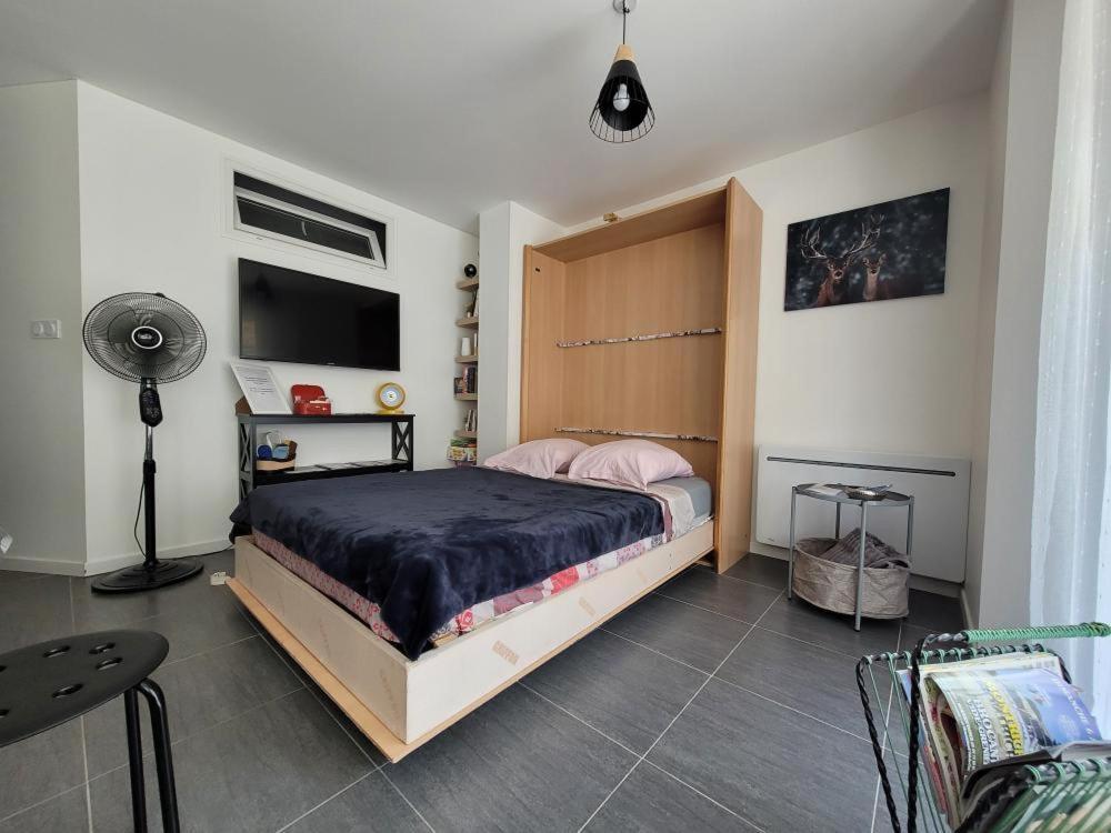 Appartement Salbris- Parking Gratuit Bagian luar foto